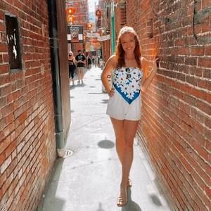 Meet your Posher, Amanda